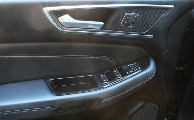 FORD S-Max Titanium Business Leder 7-Sitzer Ansicht 9 für Fahrzeugdetailseite