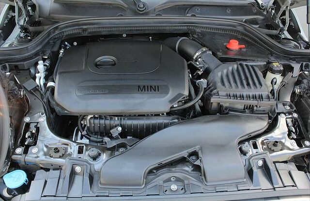 MINI Cooper 1,5 Salt Klima Sitzheizung Alu 17" Ansicht 10 für Fahrzeugdetailseite