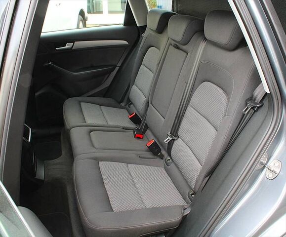 AUDI Q5 TDI Navi MMI el.Heckklappe AHK schwenkb 1Hd Ansicht 5 für Fahrzeugdetailseite