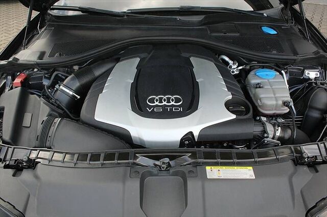 AUDI A6 Avant 3,0 TDI Quattro S-Line Sport Plus Ansicht 13 für Fahrzeugdetailseite