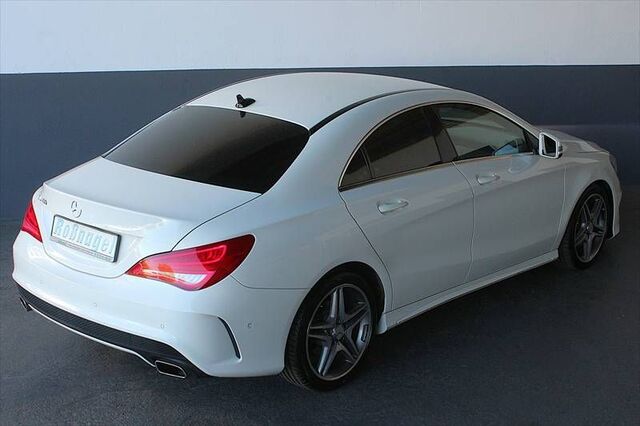 MERCEDES-BENZ CLA 180 Street Style - AMG Line, Navi Alu 18" Ansicht 2 für Fahrzeugdetailseite
