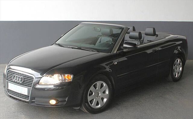 AUDI A4 Cabrio 3,2 FSI Leder Navi Sound & Air AHK abn