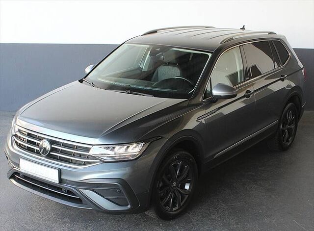 VW Tiguan Allspace 2,0 TSI 4Motion Move 7-Sitze AHK