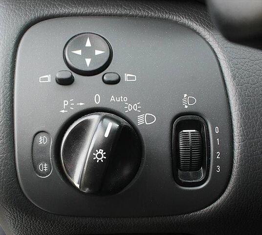 MERCEDES-BENZ C 200 T-Kombi Klimaautom. Sitzhzg. Alu Allwetter