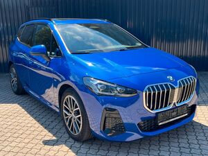 BMW 218 Active Tourer 218i Active Tourer M SPORT /AHK/PanoDach/Kamera