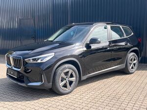 BMW X1 sDrive 18d / AHK/LED/Kamera/Sitzheiz.