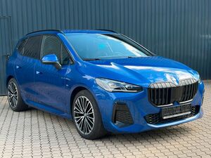 BMW 218 i Active Tourer M SPORT /AHK/360°/HeadUp