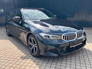 BMW 330 i xDrive Touring M SPORT / Kamera/HiFi/M-Rad