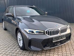 BMW 318 i Aut. Touring M SPORT / AHK/Kamera/HeadUp
