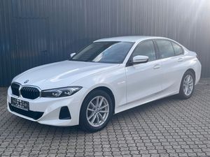 BMW 318 i Aut. Lim. Facelift / Kamera/HiFi/Sitzheiz