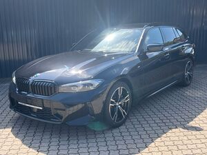 BMW 330 i xDrive Touring M SPORT / Kamera/getönteSch
