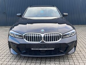 BMW 318 i Aut Touring M SPORT /AHK/HeadUp/HiFi/Kamera
