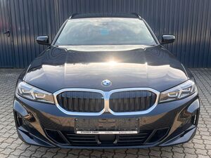 BMW 320 D xDrive Aut Touring/ Kamera/HiFi/Lenkradheiz