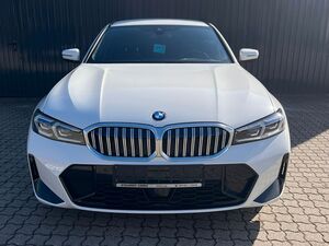 BMW 318 i Aut. Touring M SPORT /Kamera/HeadUp/Sitzh.