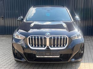 BMW X1 18i sDrive M SPORT / Kamera/adapLED/Komfortzu