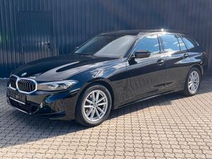BMW 318 D Aut Touring Facelift /Kamera/Navi/LED/Sitzh