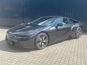 BMW i8 Coupe/HarKard/DisplayKey/8-Fach-Be.