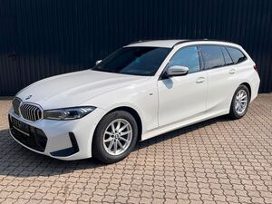 BMW 318 i Touring M SPORT /AHK/HeadUp/Memory/HiFi