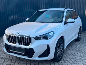 BMW X1 sDrive 18i M SPORT /Kamera/Leder/18"M-Rad