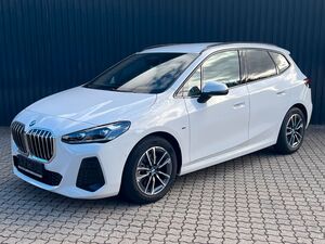 BMW 218 i Active Tourer M SPORT /AHK/Massage/HarmKard