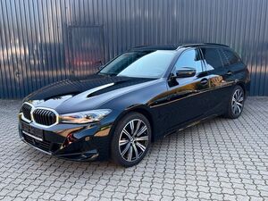BMW 320 D xDrive Touring/ 360°Kam/Standheiz/Sportsitz