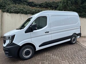 RENAULT Master Kastenwagen FWD L2H2 3,5t dCi 150 Extra