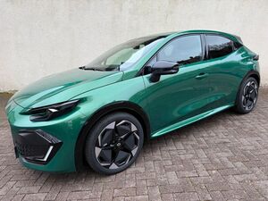 RENAULT Clio TCe 115 Techno*18" ALU &amp; WINTER-PAKET*