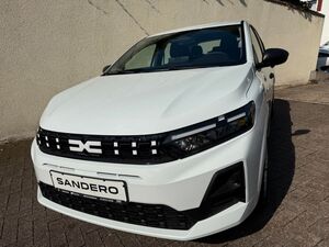 DACIA Sandero TCe 100 Essential