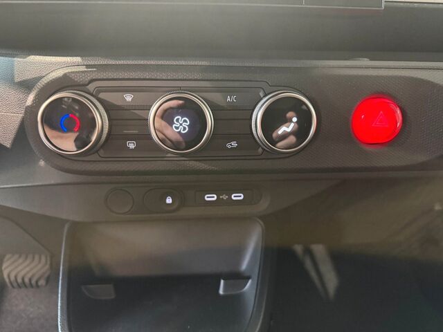 RENAULT Twingo EVOLUTION 80HP URBAN RANGE *SOFORT* Ansicht 14 für Fahrzeugdetailseite