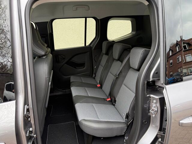 RENAULT Kangoo TCe 130 EDC Techno *SOFORT AN LAGER* Ansicht 8 für Fahrzeugdetailseite