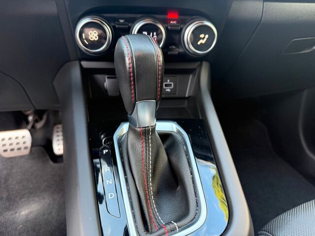 RENAULT Arkana TCe 140 EDC R.S. Line Ansicht 14 für Fahrzeugdetailseite