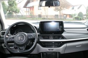 SUZUKI Swift 1.2 Club Hybrid