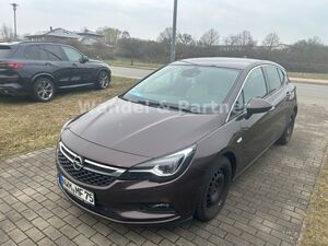 OPEL Astra K Lim. 5-trg. Innovation, Matrix-LED