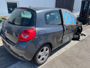 RENAULT Clio III Exception