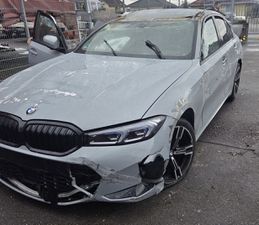 BMW 320 i M Sport Motor läuft