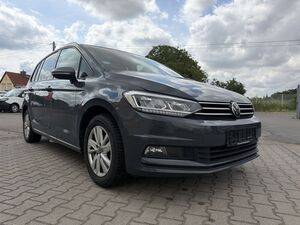VW Touran Active 7-Sitzer+Pano+Sthzg+Virtuell