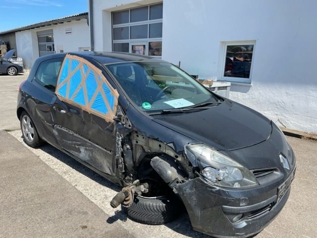 RENAULT Clio III Exception