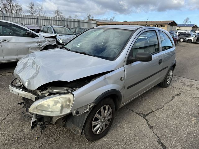 OPEL Corsa C Basis