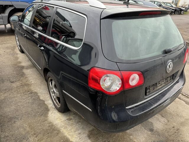 VW Passat Variant Individual