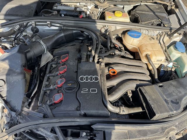 AUDI A4 2.0