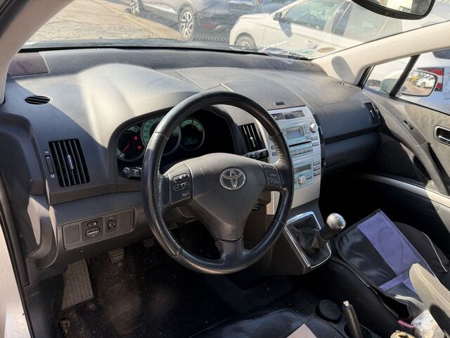 TOYOTA Corolla Verso 1.8 Sol 7-Sitzer