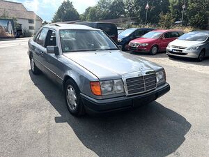 MERCEDES-BENZ 230