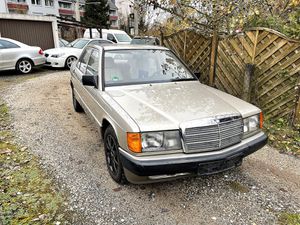 MERCEDES-BENZ 190 / AUTOMATIK/ SERVOLENKUNK/GUTER ZUSTAND/