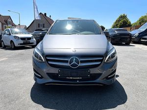 MERCEDES-BENZ B 200 CDI / d 4Matic/Bi-XENON/KAMERA/NAVI COMAND