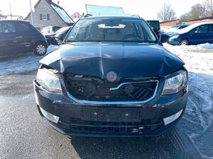 SKODA Octavia Combi Elegance/150PS/DSG AUTOMATIK/