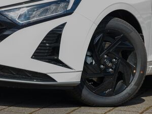 HYUNDAI i20 Blackline