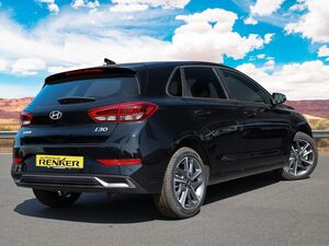 HYUNDAI i30 Advantage