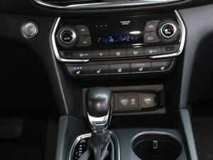 HYUNDAI Santa Fe Premium 4WD
