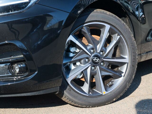 HYUNDAI i30 Advantage, Plus-Paket, MJ25 Ansicht 5 für Fahrzeugdetailseite