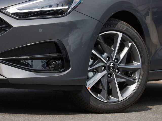 HYUNDAI i30 Advantage, Plus-Paket, MJ25 Ansicht 5 für Fahrzeugdetailseite